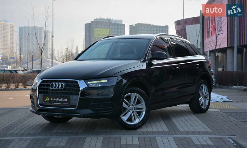 Внедорожник / Кроссовер Audi Q3 2015 в Киеве