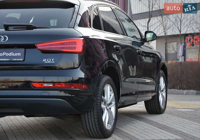 Внедорожник / Кроссовер Audi Q3 2015 в Киеве