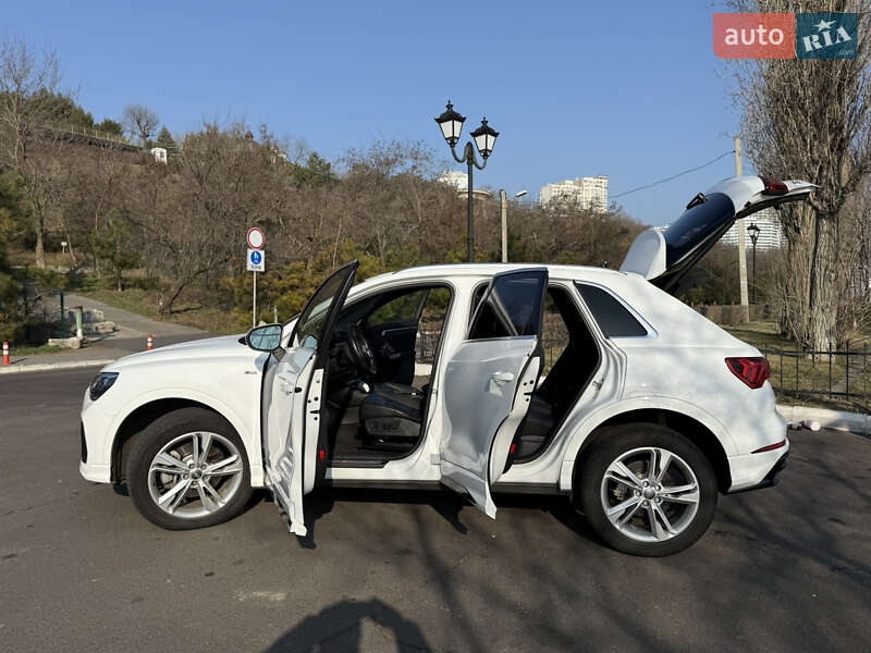 Внедорожник / Кроссовер Audi Q3 2020 в Одессе фото 5 Внедорожник / Кроссовер Audi Q3 2020 в Одессе