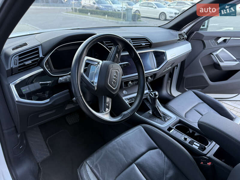Внедорожник / Кроссовер Audi Q3 2020 в Одессе фото 24 Внедорожник / Кроссовер Audi Q3 2020 в Одессе