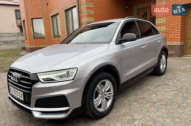 Позашляховик / Кросовер Audi Q3 2018 в 