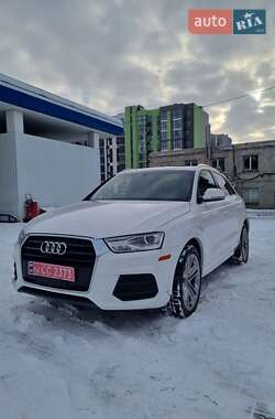 Позашляховик / Кросовер Audi Q3 2016 в Дніпрі