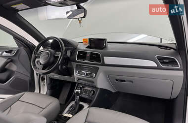 Внедорожник / Кроссовер Audi Q3 2018 в 