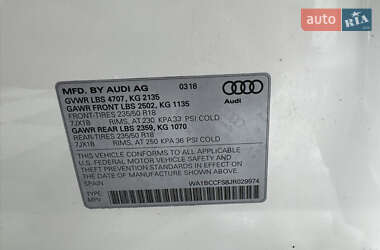 Внедорожник / Кроссовер Audi Q3 2018 в 