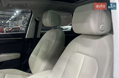 Внедорожник / Кроссовер Audi Q3 2019 в 