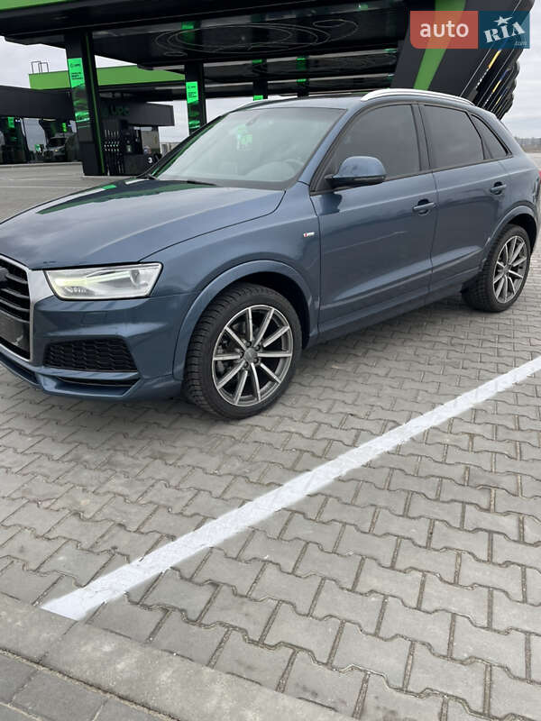 Позашляховик / Кросовер Audi Q3 2018 в Києві