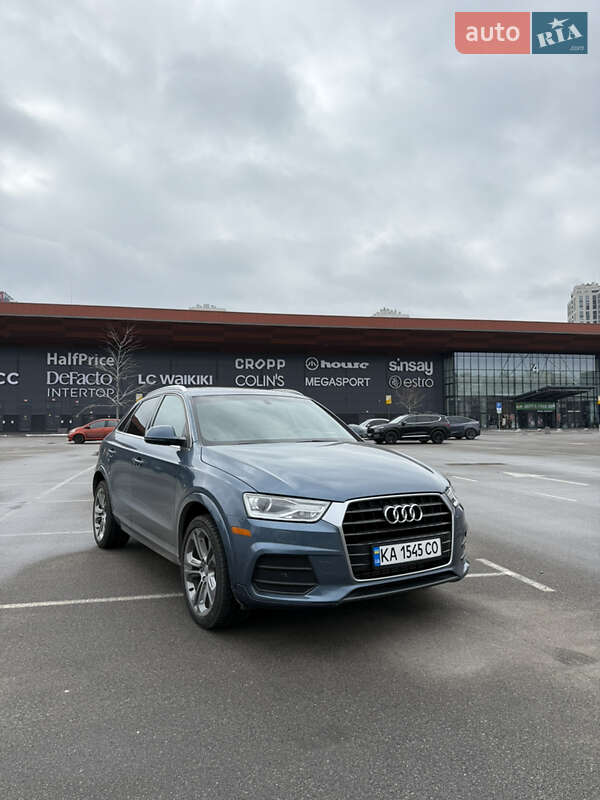 Внедорожник / Кроссовер Audi Q3 2016 в Киеве