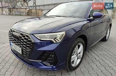Внедорожник / Кроссовер Audi Q3 2024 в 