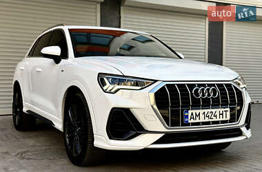 Позашляховик / Кросовер Audi Q3 2021 в Житомирі