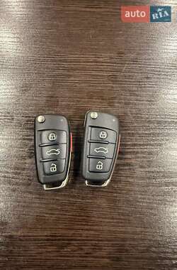Внедорожник / Кроссовер Audi Q3 2021 в 