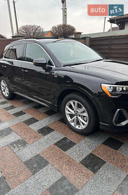 Audi Q3 2021