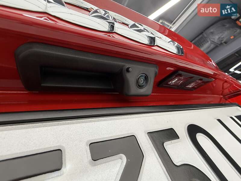 Позашляховик / Кросовер Audi Q3 2022 в Києві