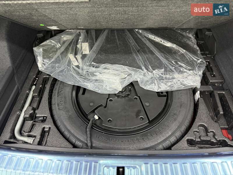 Позашляховик / Кросовер Audi Q3 2022 в Києві