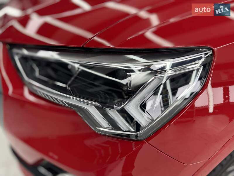 Позашляховик / Кросовер Audi Q3 2022 в Києві