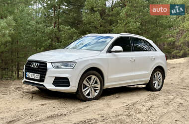 Внедорожник / Кроссовер Audi Q3 2015 в 