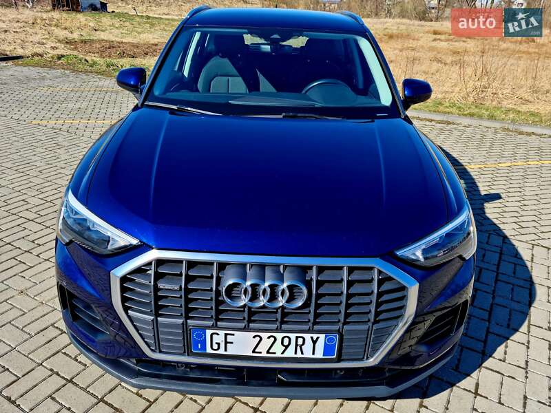 Внедорожник / Кроссовер Audi Q3 2021 в Трускавце