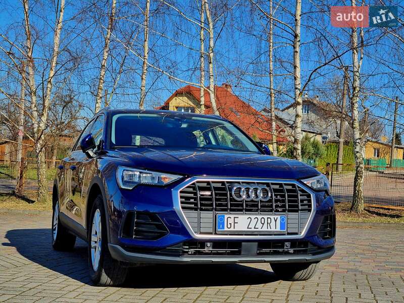 Внедорожник / Кроссовер Audi Q3 2021 в Трускавце