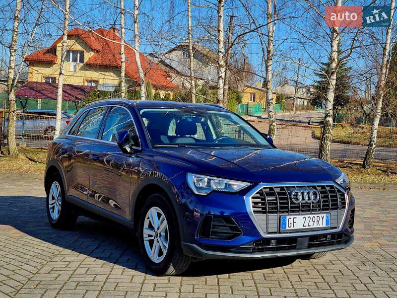Внедорожник / Кроссовер Audi Q3 2021 в Трускавце