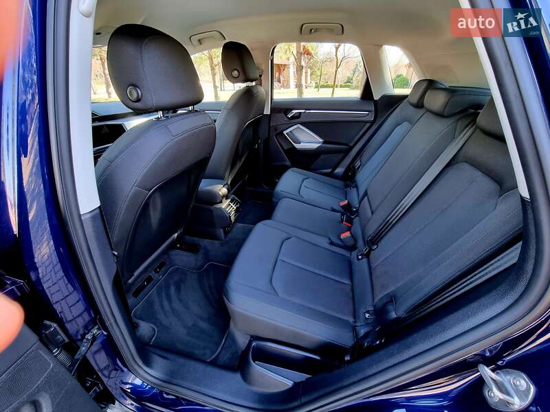 Внедорожник / Кроссовер Audi Q3 2021 в Трускавце