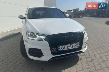 Внедорожник / Кроссовер Audi Q3 2016 в 
