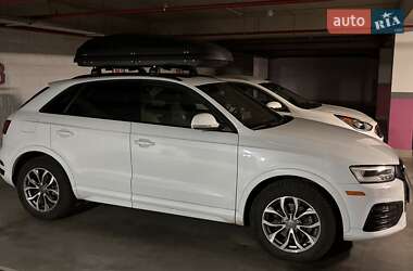 Внедорожник / Кроссовер Audi Q3 2016 в 