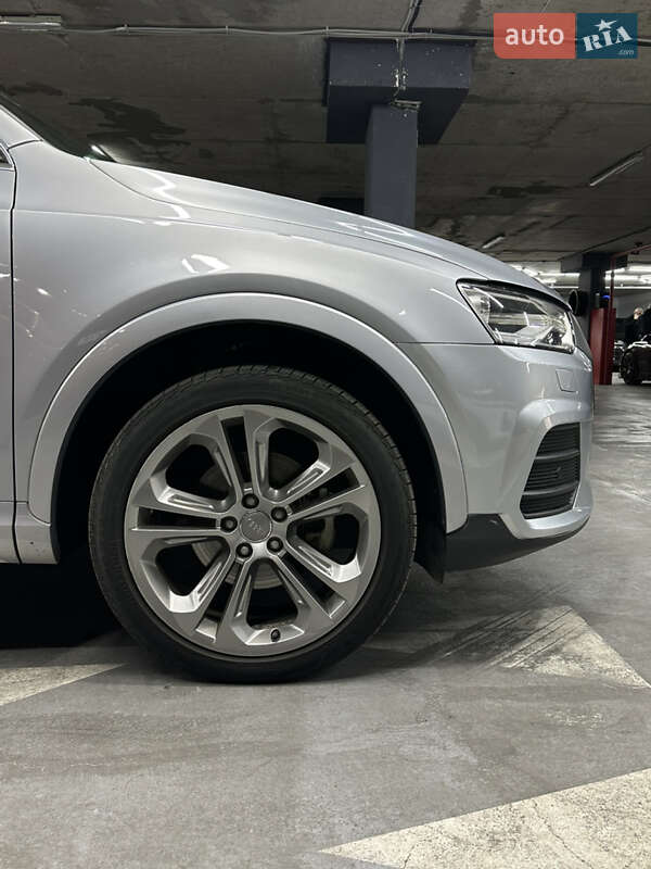 Внедорожник / Кроссовер Audi Q3 2017 в Одессе