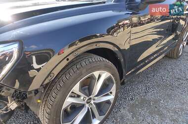Внедорожник / Кроссовер Audi Q3 2022 в 