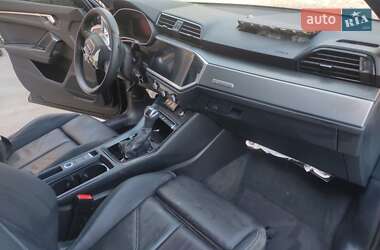 Внедорожник / Кроссовер Audi Q3 2022 в 