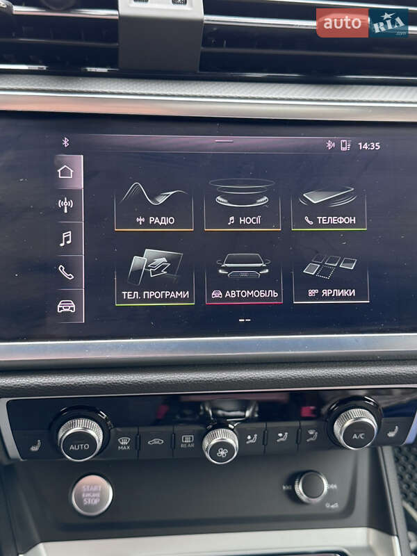 Внедорожник / Кроссовер Audi Q3 2019 в Киеве