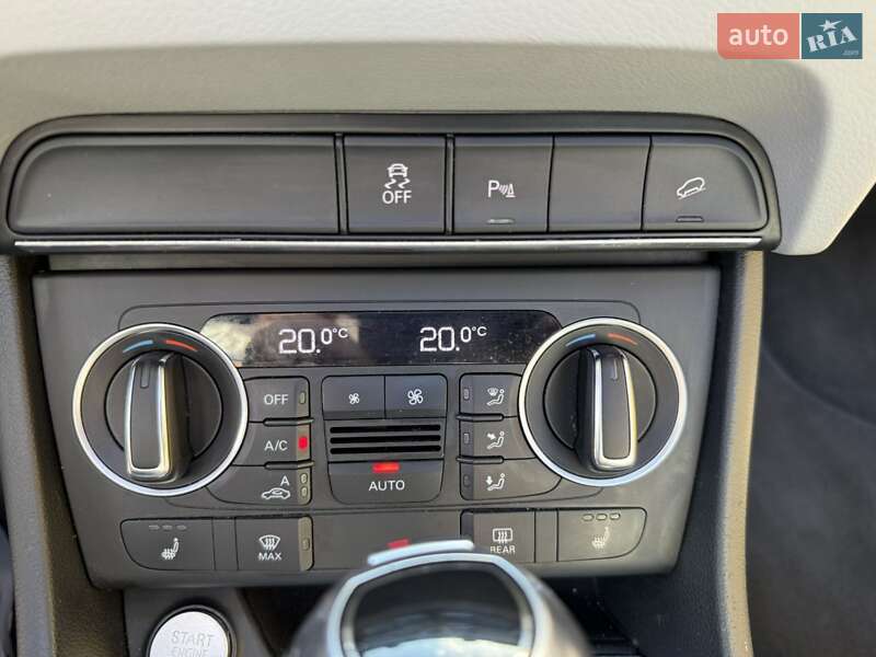 Внедорожник / Кроссовер Audi Q3 2016 в Ровно