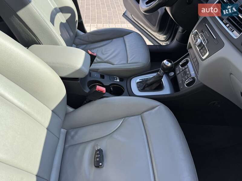 Внедорожник / Кроссовер Audi Q3 2016 в Ровно