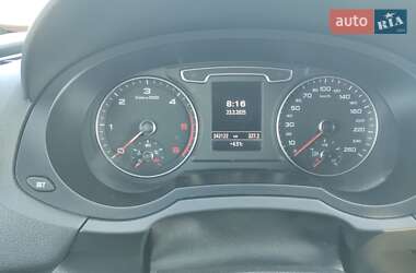 Внедорожник / Кроссовер Audi Q3 2012 в 