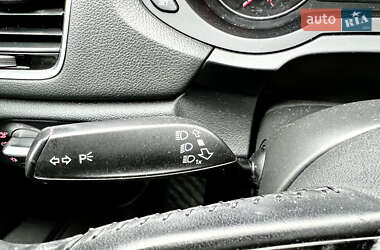 Внедорожник / Кроссовер Audi Q3 2015 в 