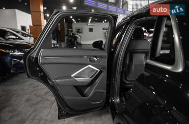 Внедорожник / Кроссовер Audi Q3 2019 в 