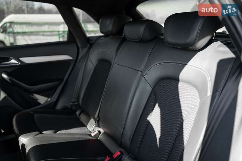 Внедорожник / Кроссовер Audi Q3 2012 в Львове