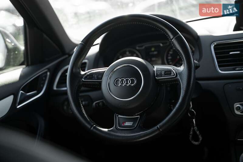 Внедорожник / Кроссовер Audi Q3 2012 в Львове