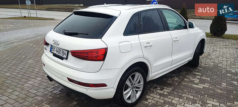 Внедорожник / Кроссовер Audi Q3 2017 в Каменец-Подольском