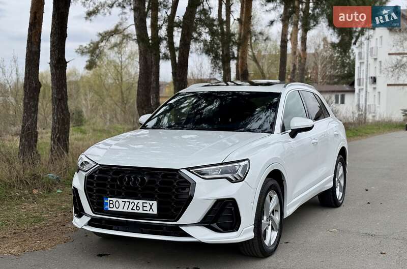Audi Q3 2021