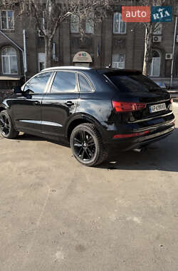 Позашляховик / Кросовер Audi Q3 2016 в 
