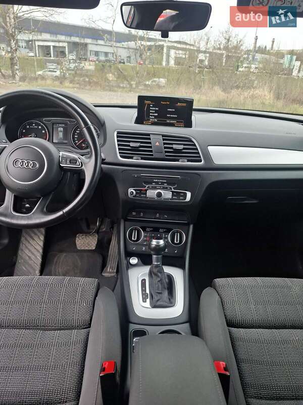 Внедорожник / Кроссовер Audi Q3 2018 в Тернополе