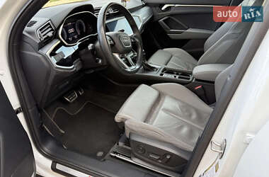 Внедорожник / Кроссовер Audi Q3 2020 в 