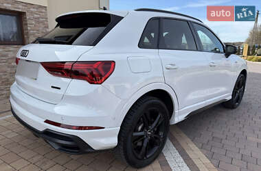 Внедорожник / Кроссовер Audi Q3 2020 в 