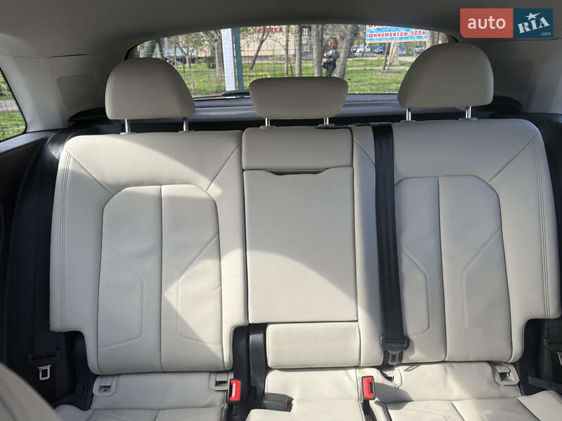 Внедорожник / Кроссовер Audi Q3 2022 в Одессе