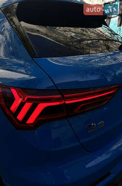 Внедорожник / Кроссовер Audi Q3 2019 в 