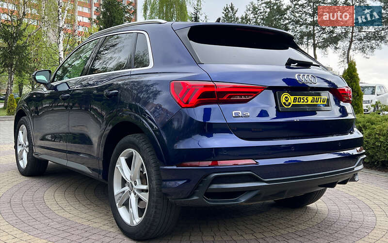 Внедорожник / Кроссовер Audi Q3 2020 в Львове