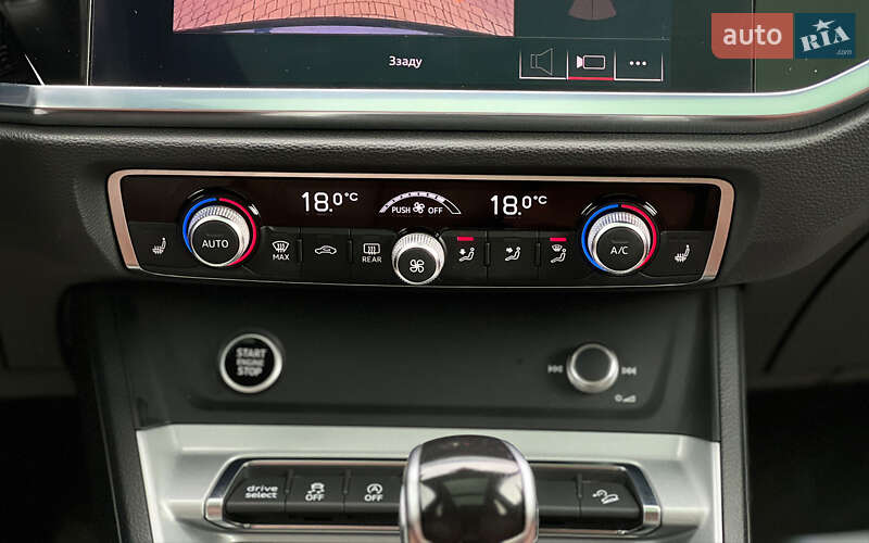 Внедорожник / Кроссовер Audi Q3 2020 в Львове