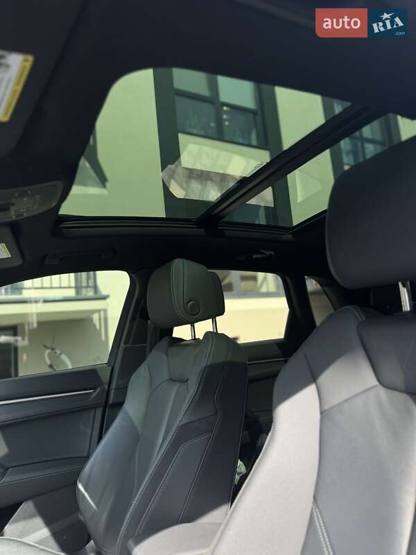 Внедорожник / Кроссовер Audi Q3 2022 в Киеве
