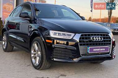Позашляховик / Кросовер Audi Q3 2015 в 