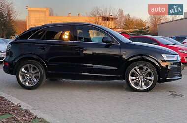 Позашляховик / Кросовер Audi Q3 2015 в 