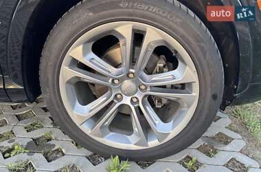 Внедорожник / Кроссовер Audi Q3 2014 в 